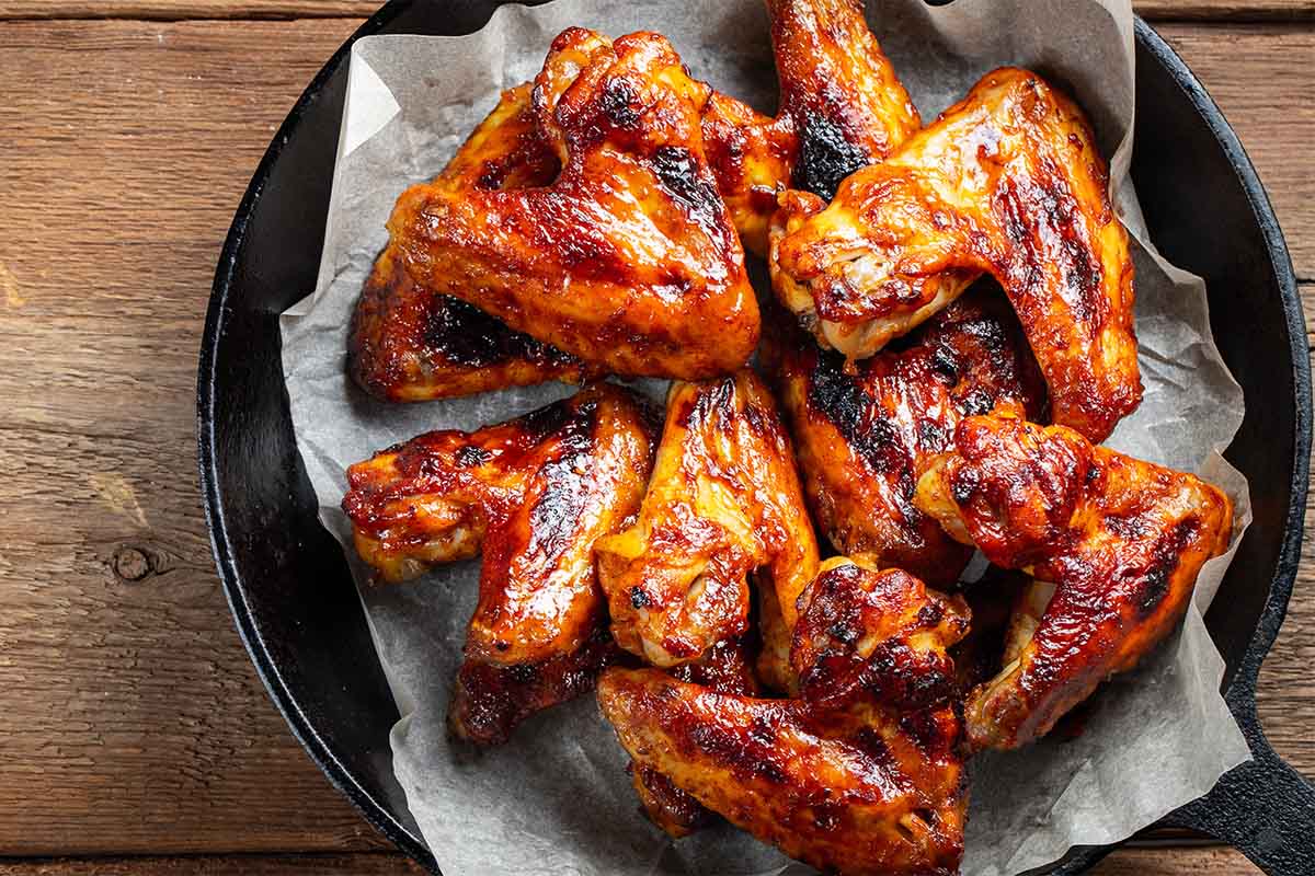 Gegrillte Hähnchenflügel